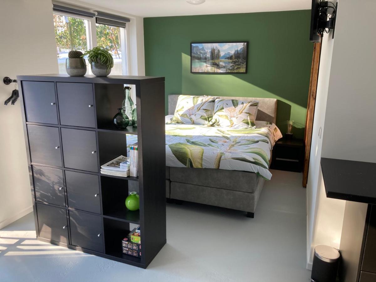 B&B 'T Onderkomen 't Harde ภายนอก รูปภาพ